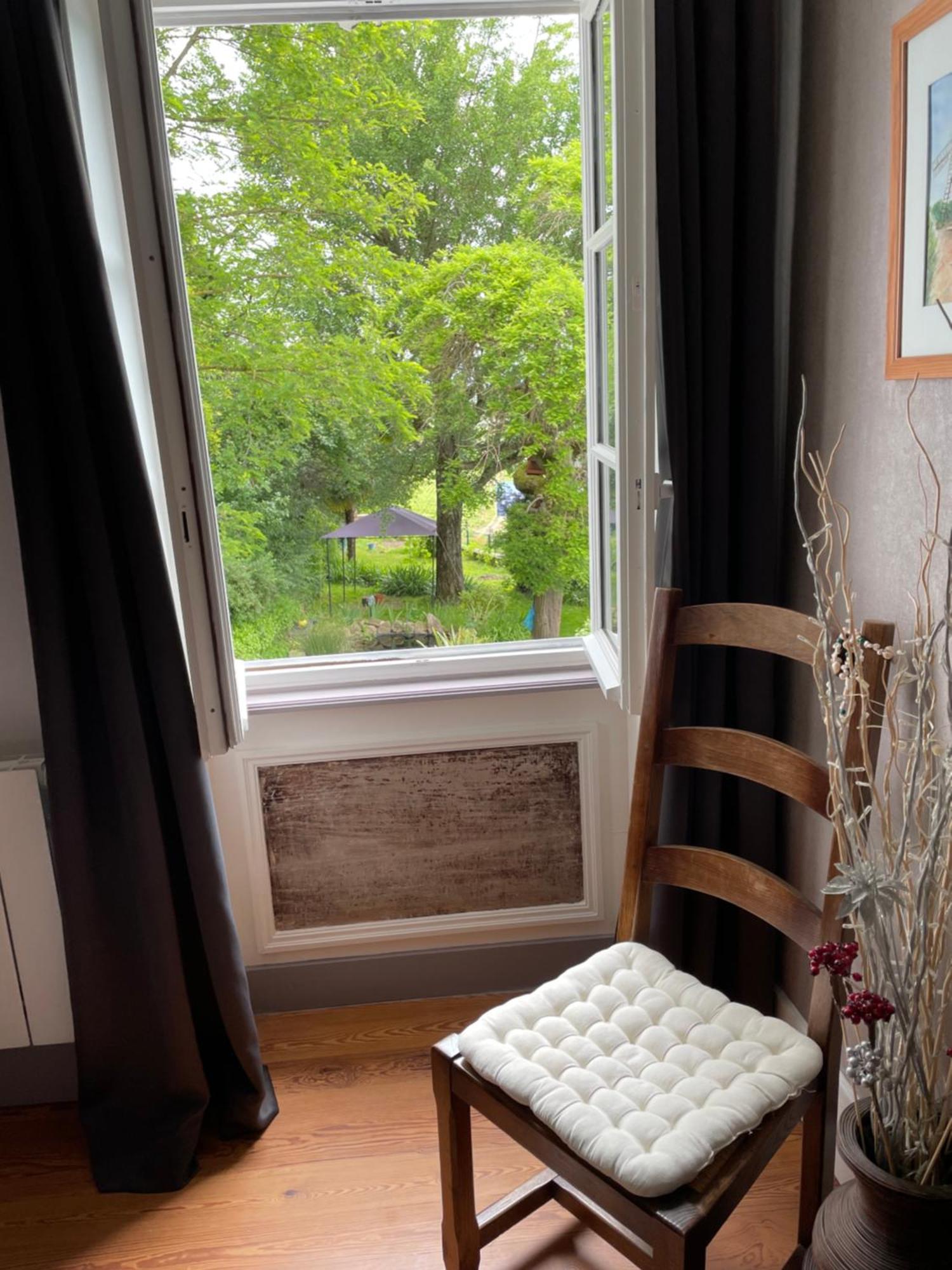 Les Agapanthes Bed & Breakfast Vaux-en-Beaujolais Dış mekan fotoğraf