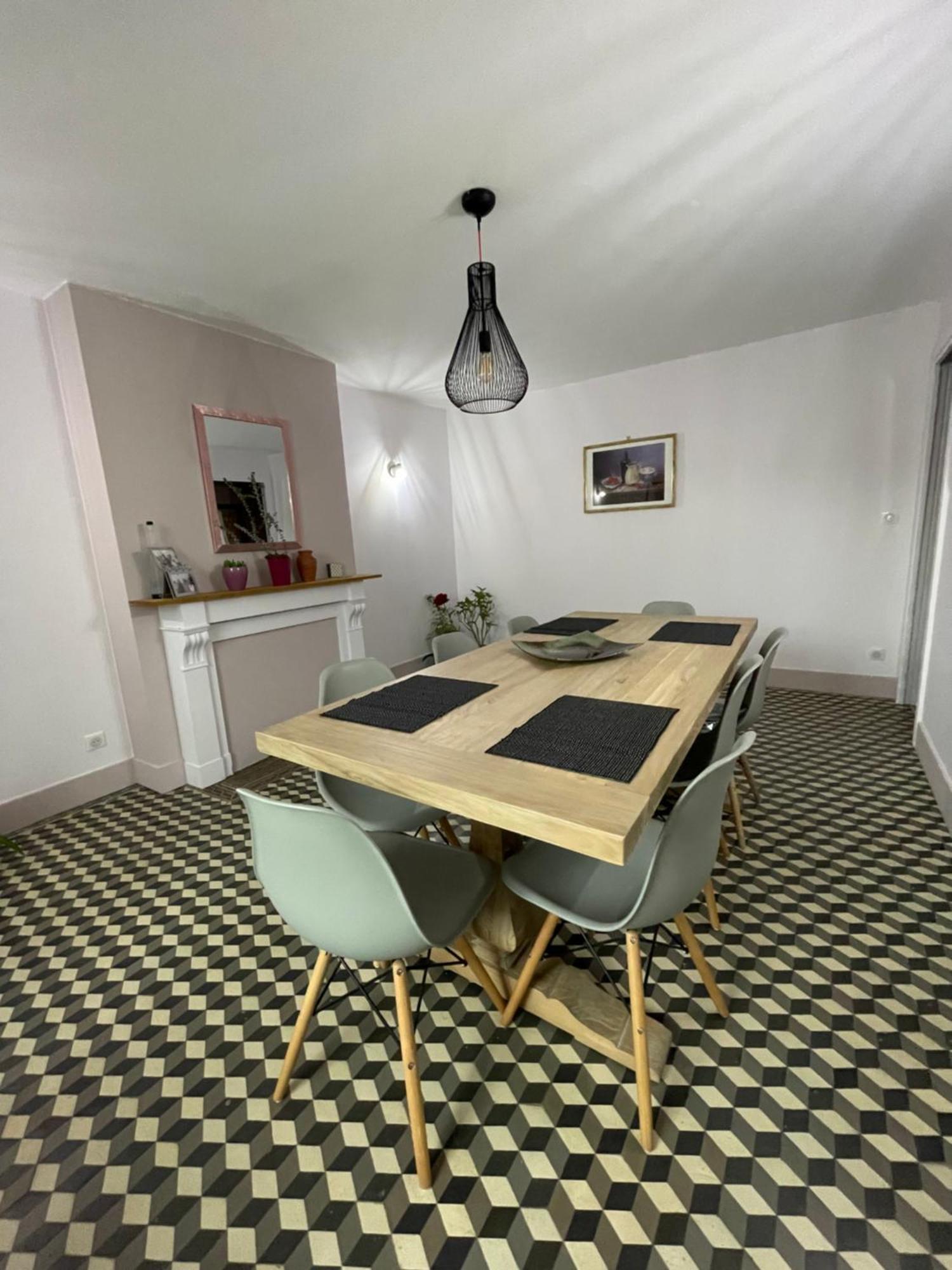 Les Agapanthes Bed & Breakfast Vaux-en-Beaujolais Dış mekan fotoğraf